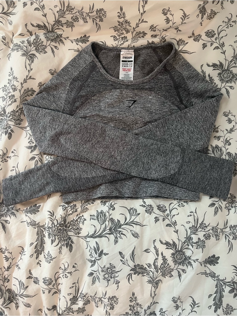 Gymshark Charcoal Gray Seamless Long-Sleeve Crop Top